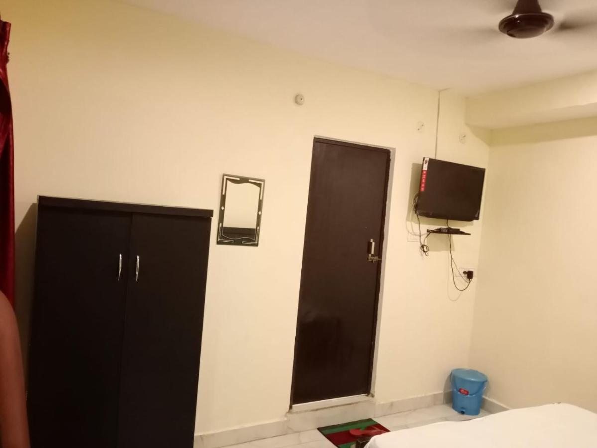 S S Hotel And Restaurant By Wb Economy Jaunpur Buitenkant foto