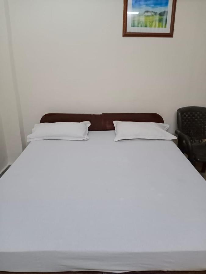 S S Hotel And Restaurant By Wb Economy Jaunpur Buitenkant foto