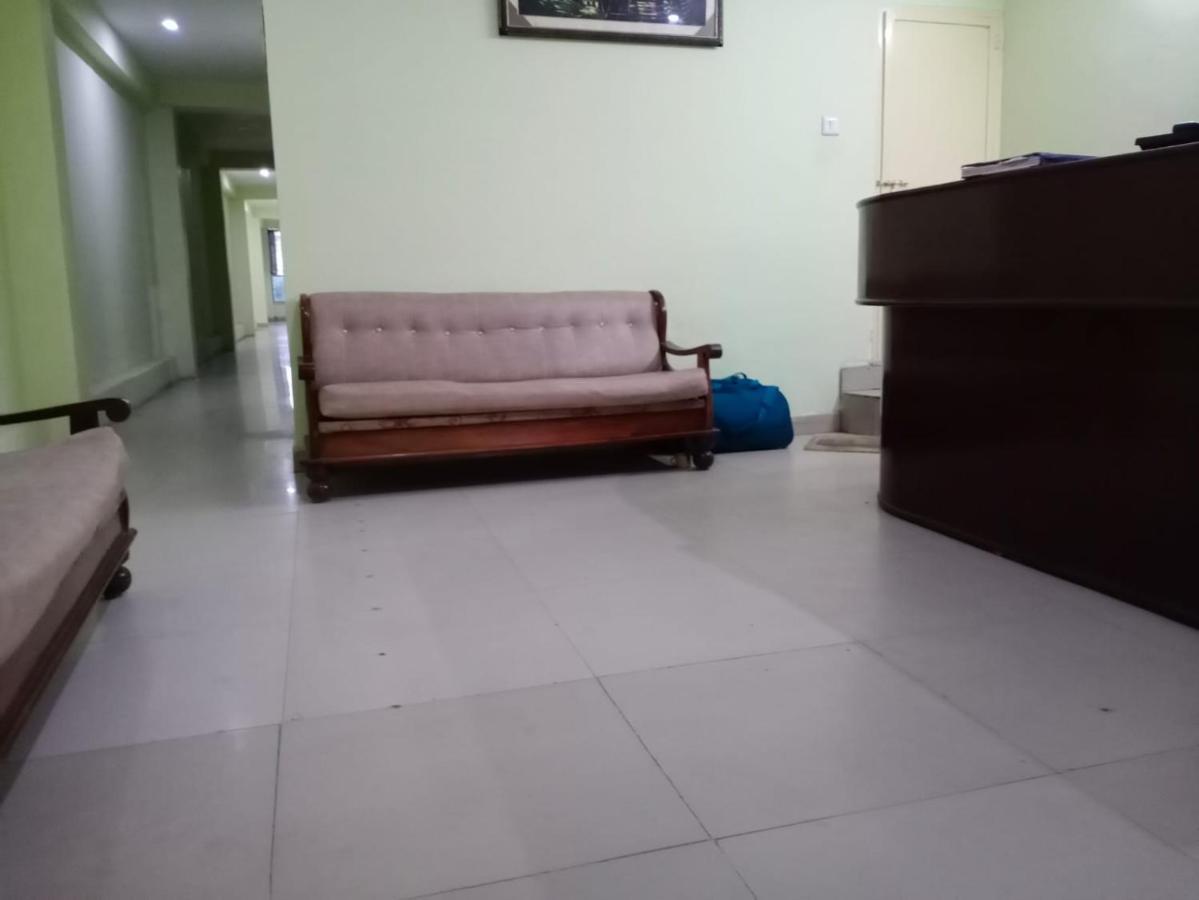S S Hotel And Restaurant By Wb Economy Jaunpur Buitenkant foto