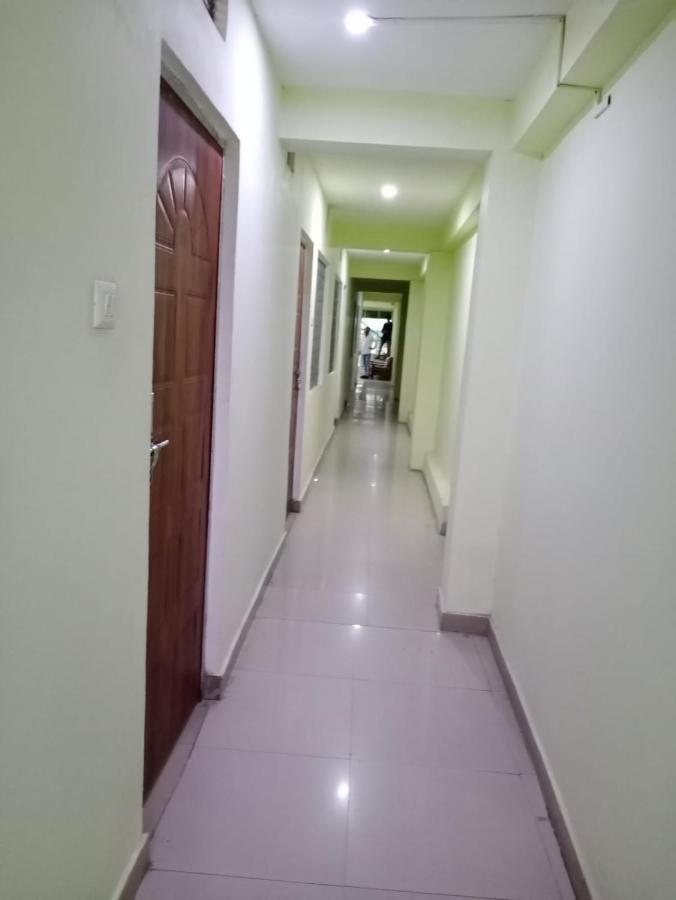 S S Hotel And Restaurant By Wb Economy Jaunpur Buitenkant foto