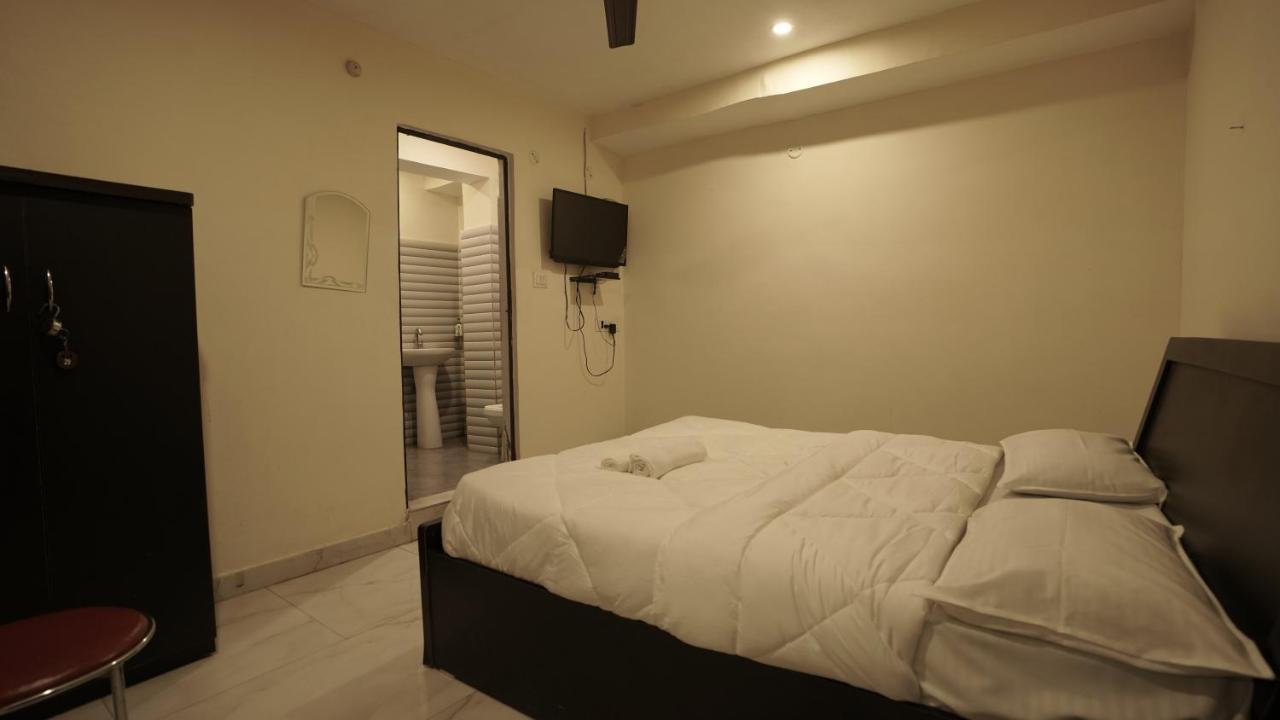 S S Hotel And Restaurant By Wb Economy Jaunpur Buitenkant foto