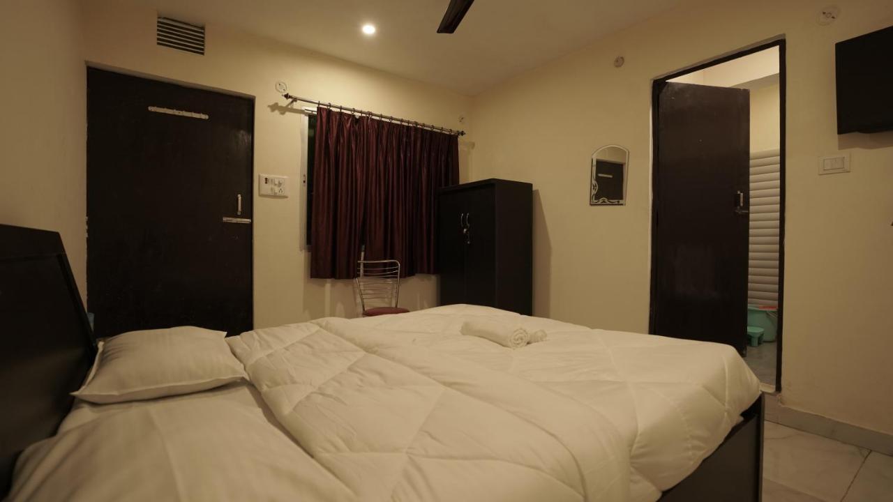 S S Hotel And Restaurant By Wb Economy Jaunpur Buitenkant foto